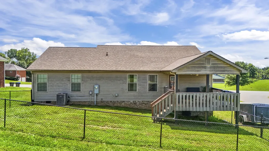 893 Ridgeview Drive Frankfort KY 40601