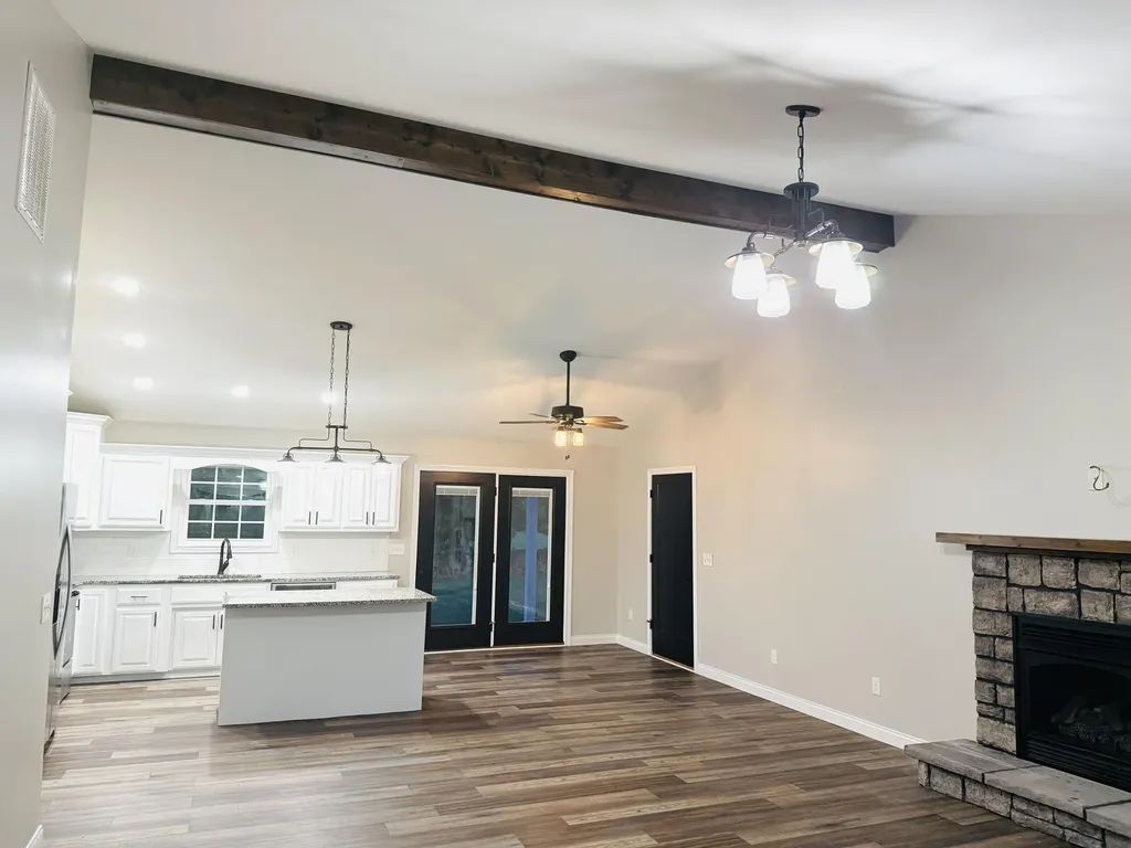 211 Foster Drive Willisburg KY 40078