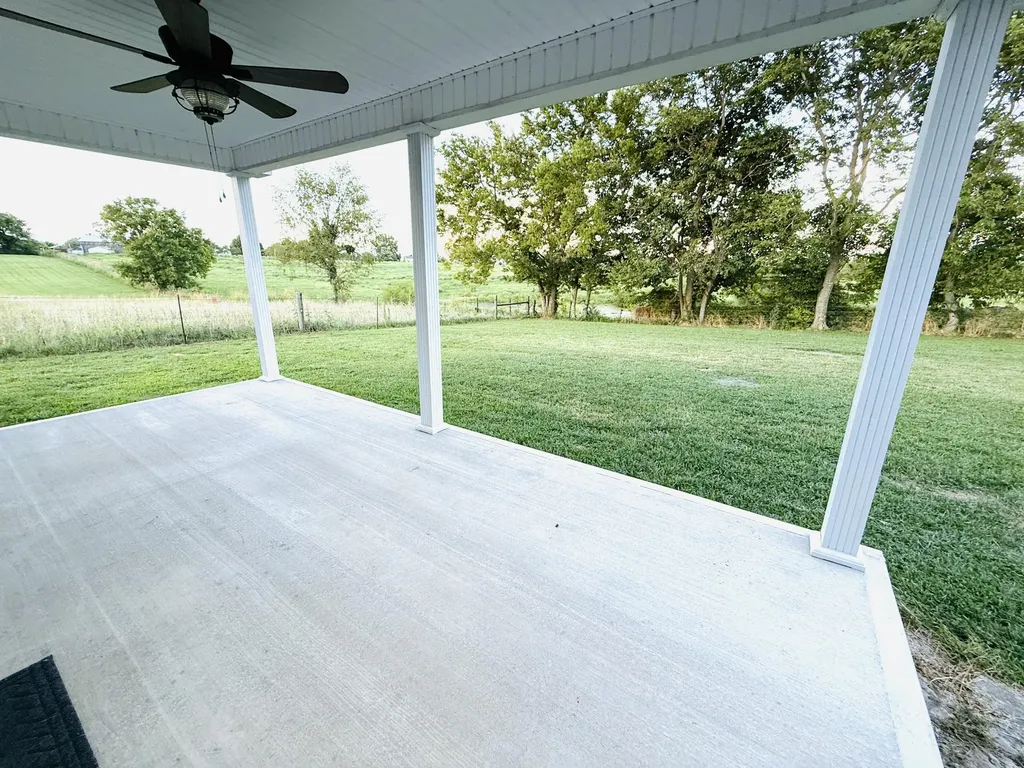 211 Foster Drive Willisburg KY 40078