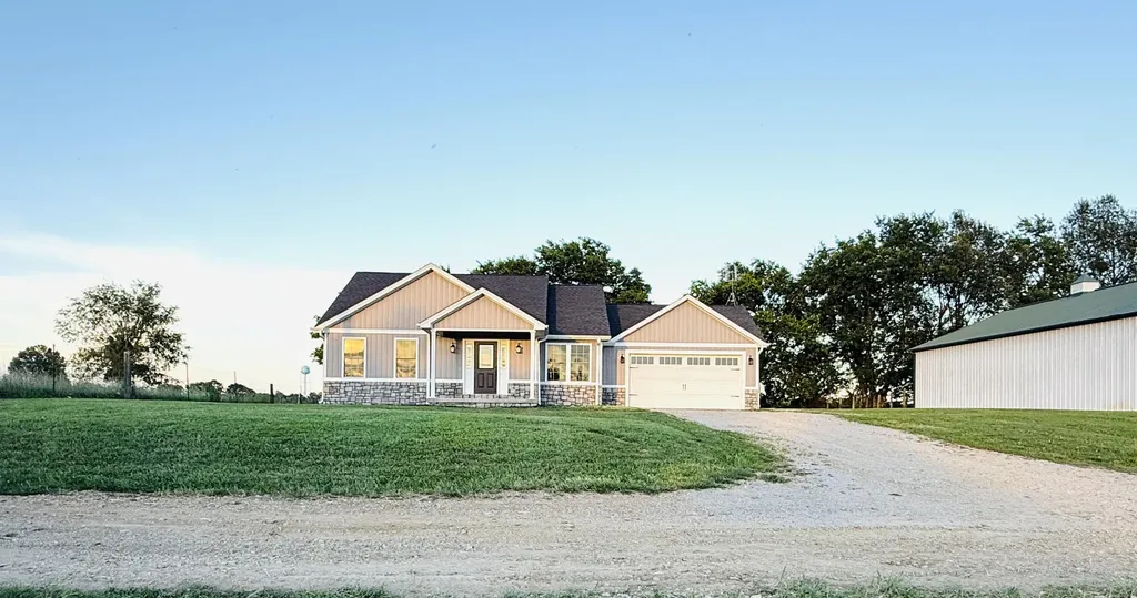 211 Foster Drive Willisburg KY 40078