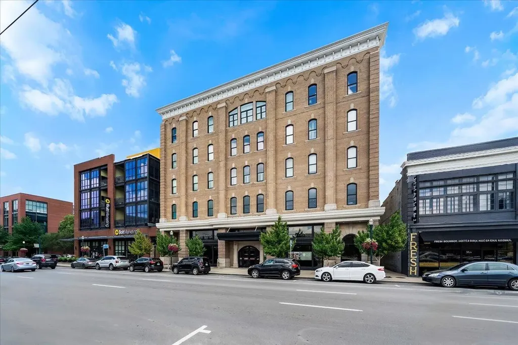 369 E Main Street Lexington KY 40507