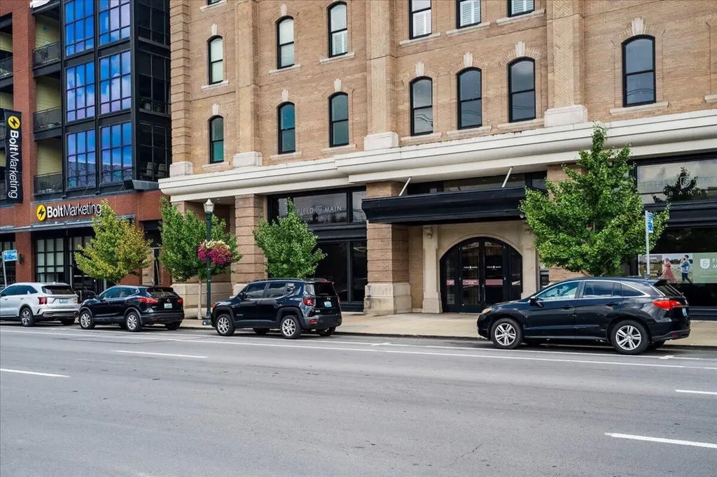 369 E Main Street Lexington KY 40507