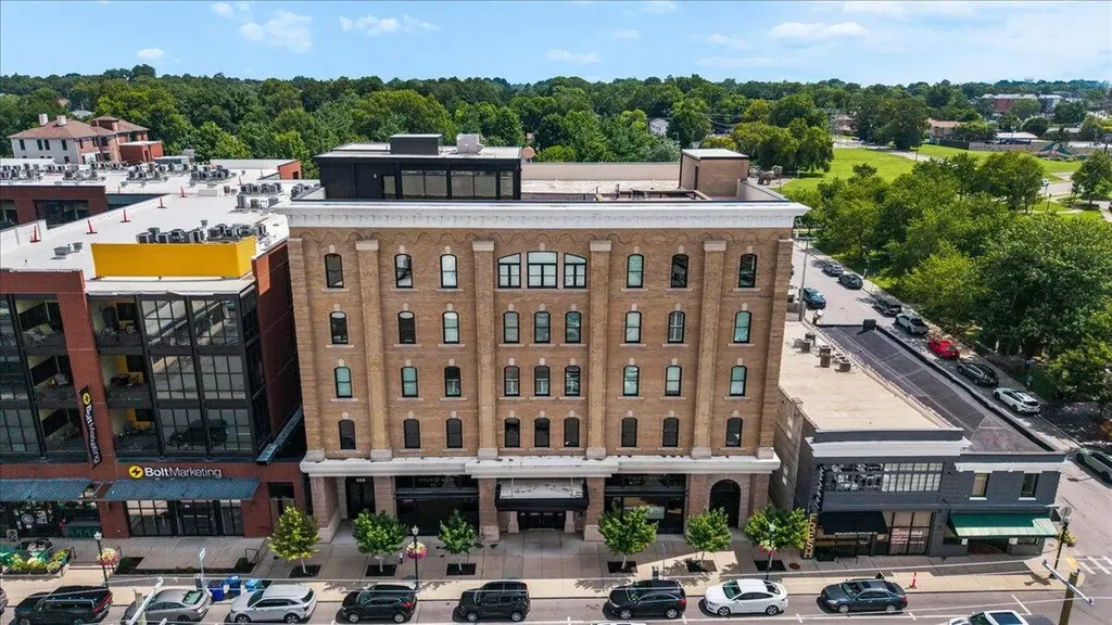 369 E Main Street Lexington KY 40507
