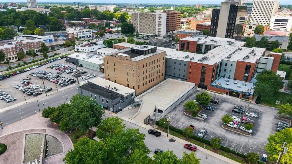 369 E Main Street Lexington KY 40507
