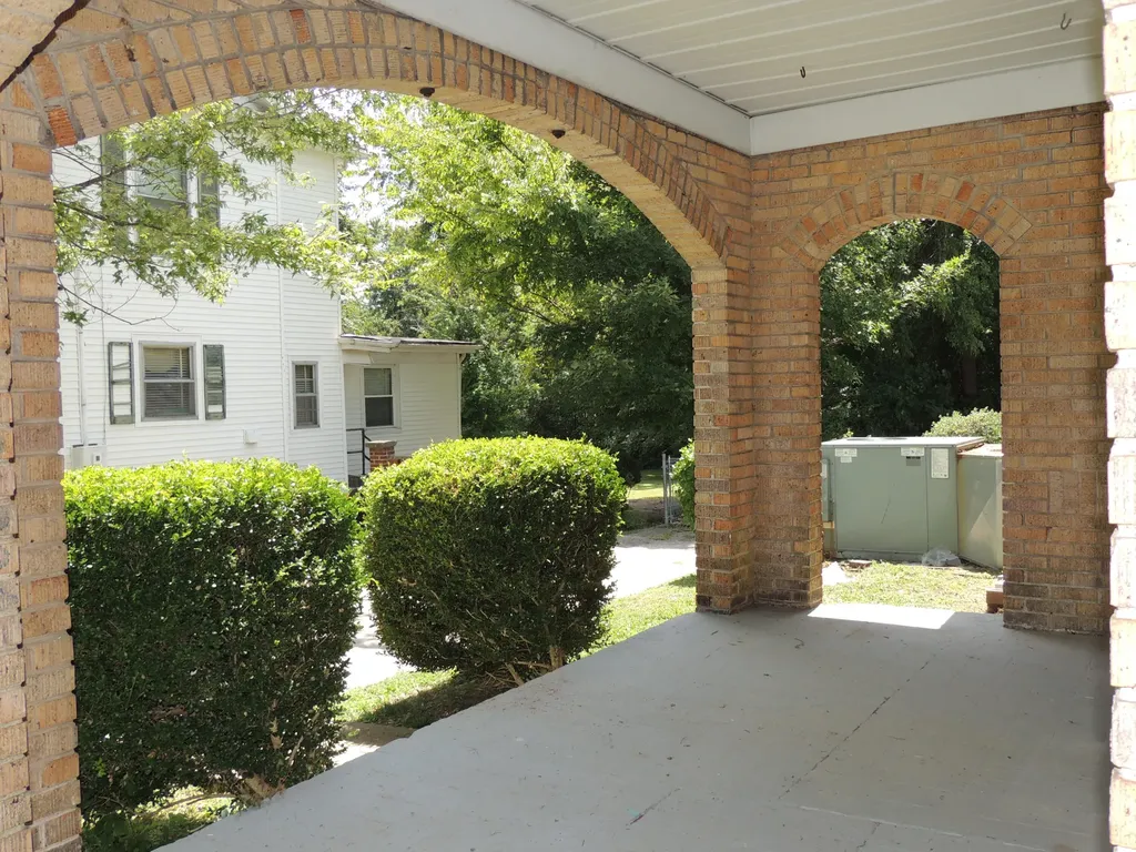 308 E College Street Mayfield KY 42066