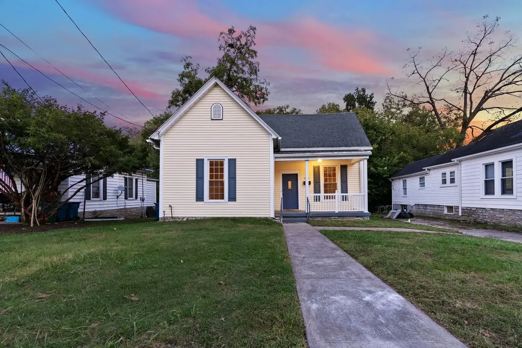 216 N 2nd Street Danville KY 40422