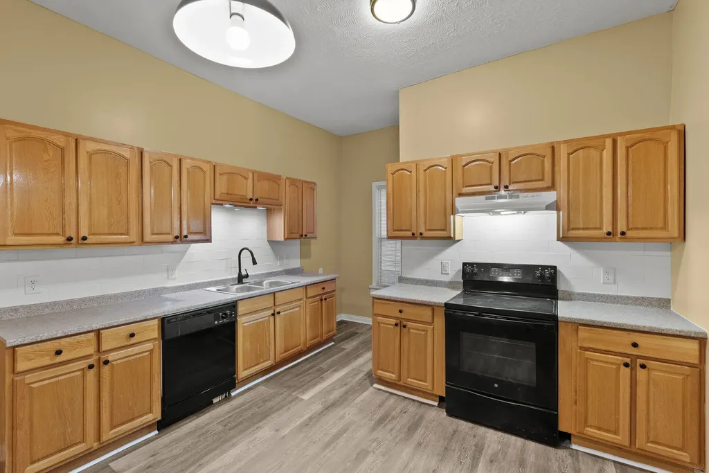 216 N 2nd Street Danville KY 40422