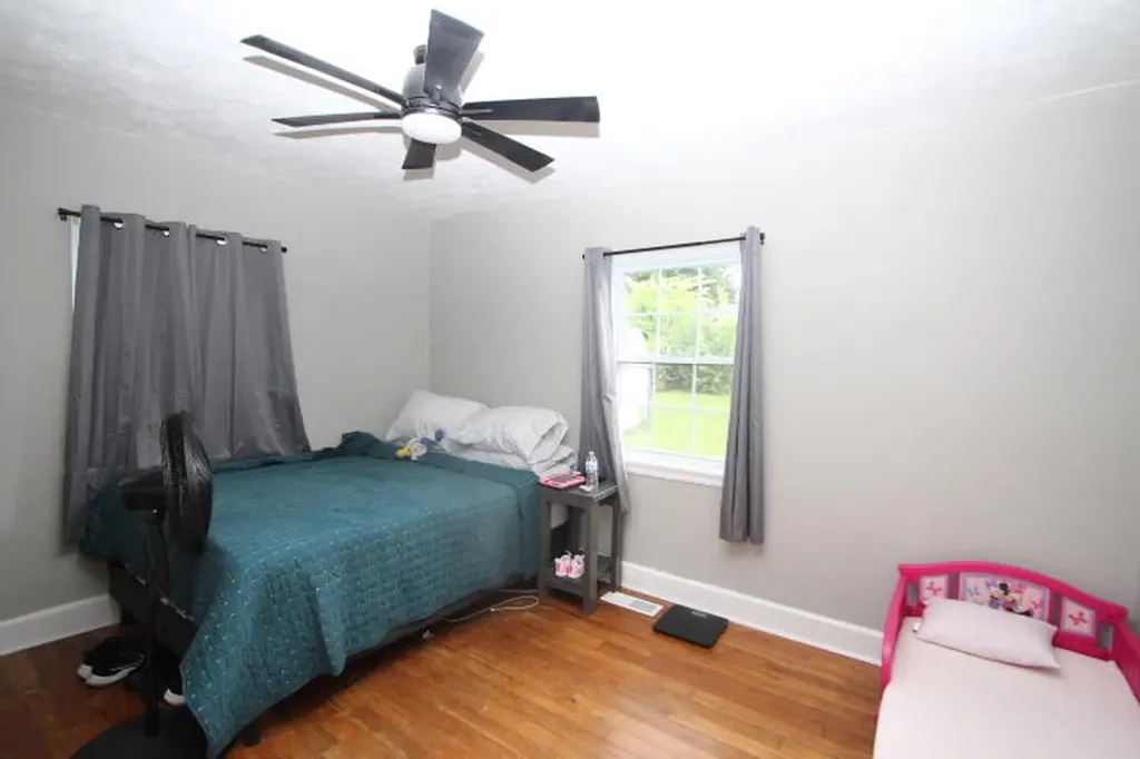 449 Mooreland Avenue Harrodsburg KY 40330