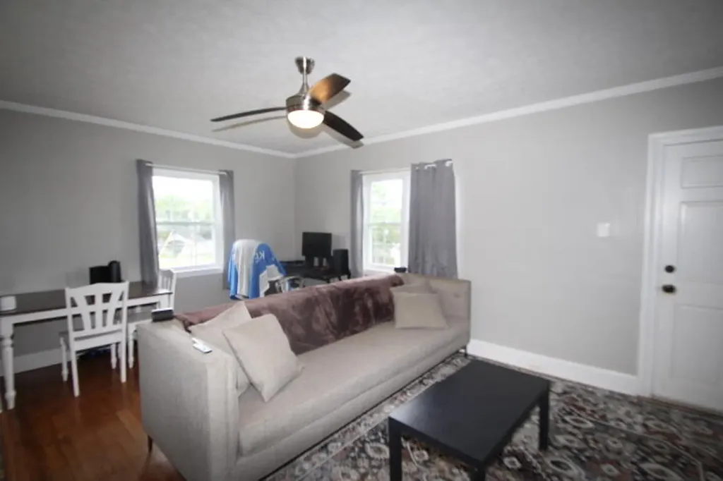 449 Mooreland Avenue Harrodsburg KY 40330