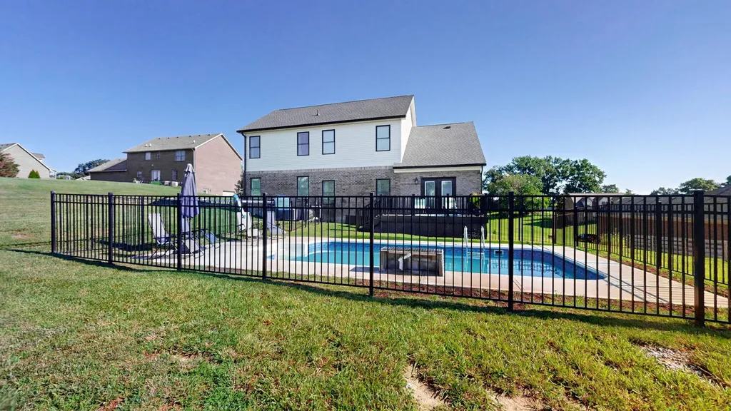 126 Braemar Drive Richmond KY 40475