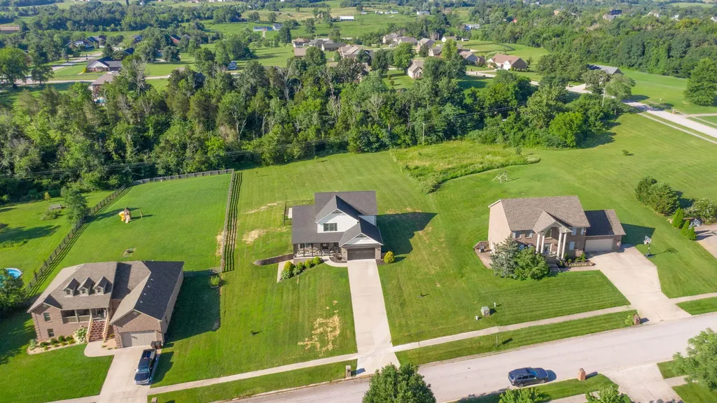 126 Braemar Drive Richmond KY 40475