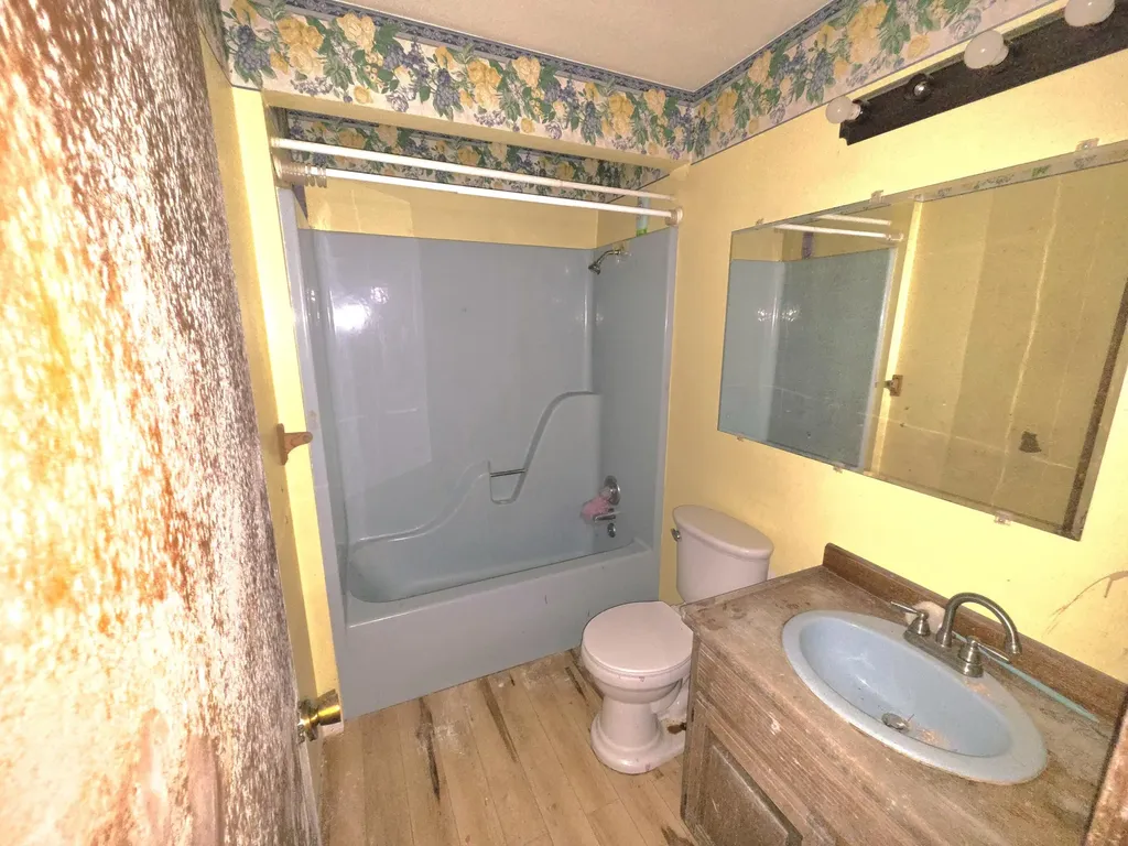 642 Oakley Road Benton KY 42025
