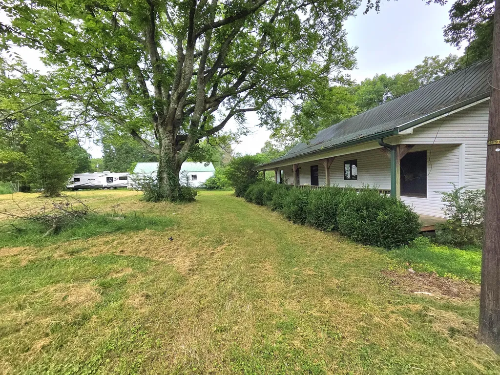 642 Oakley Road Benton KY 42025