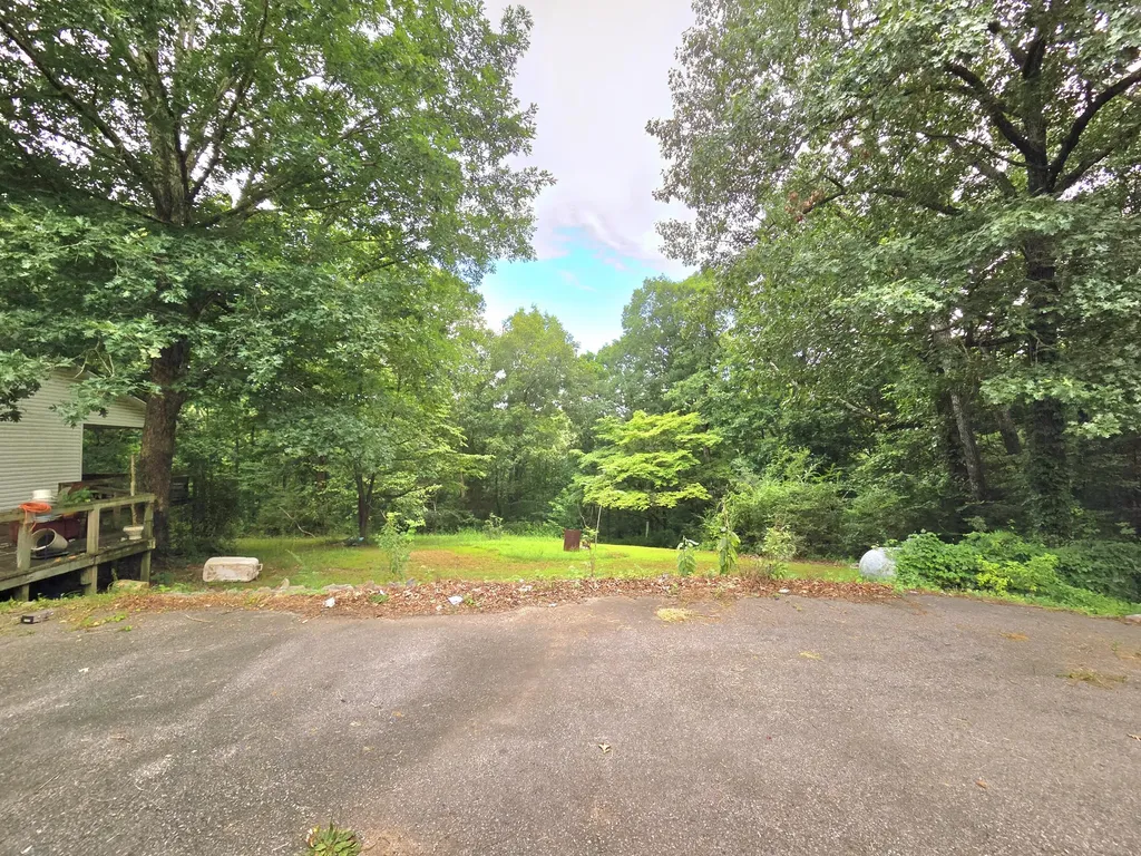 642 Oakley Road Benton KY 42025