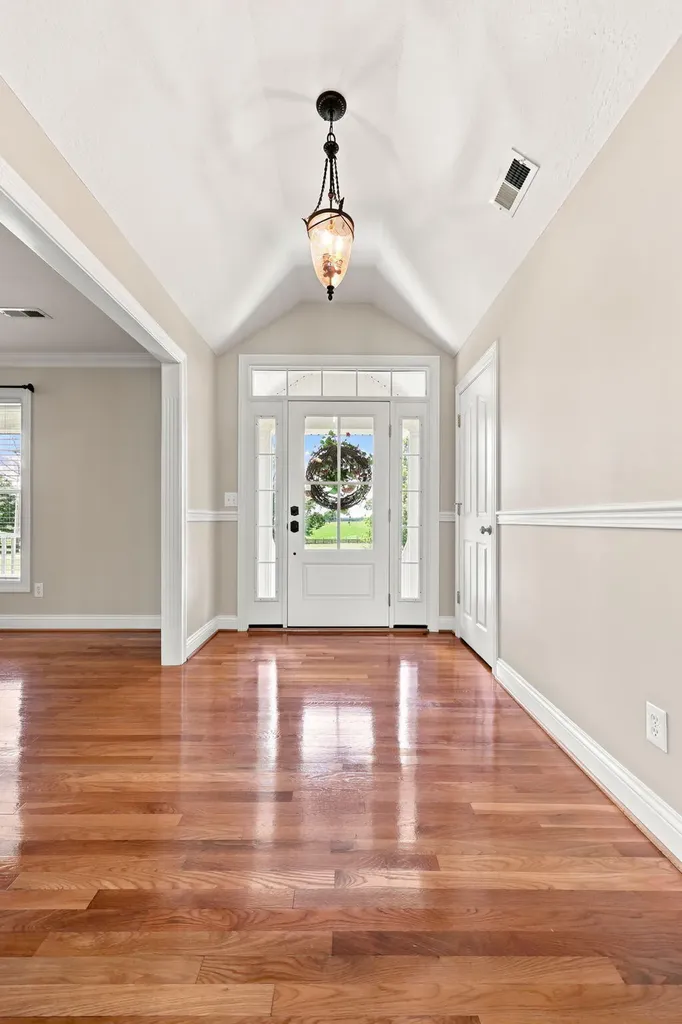 693 Swope Lane Lancaster KY 40444