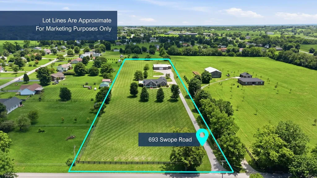693 Swope Lane Lancaster KY 40444