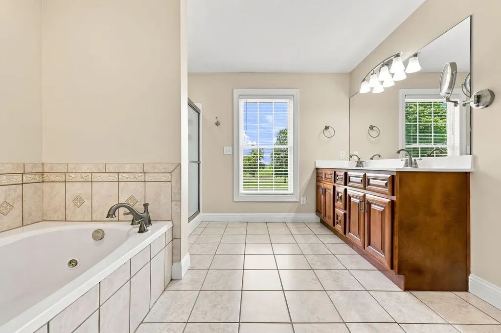 693 Swope Lane Lancaster KY 40444
