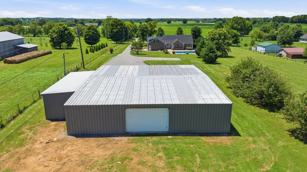 693 Swope Lane Lancaster KY 40444