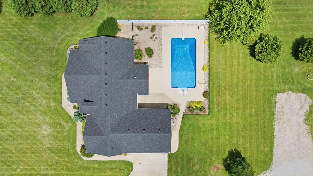693 Swope Lane Lancaster KY 40444