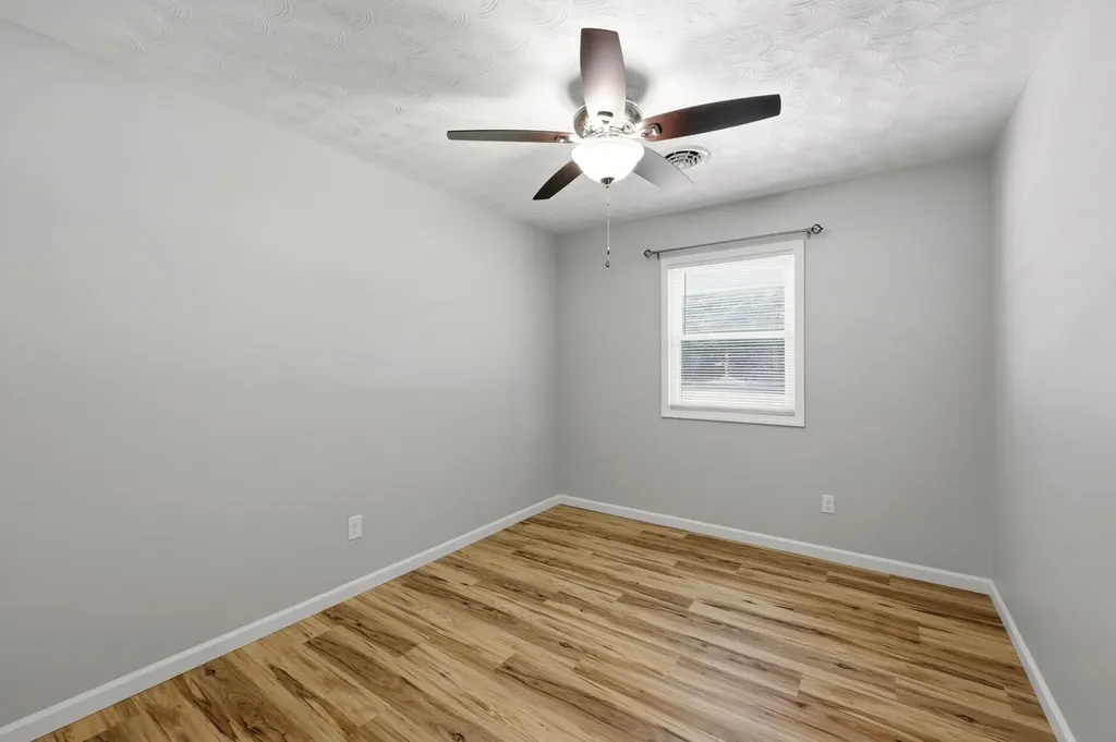 1168 Ky-587 Beattyville KY 41311