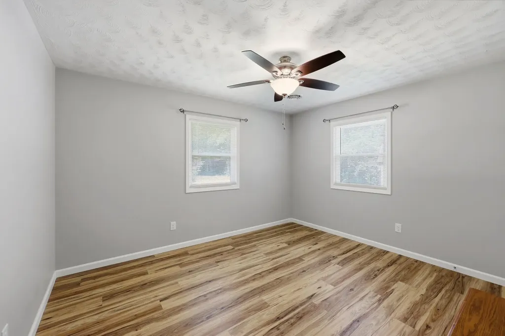 1168 Ky-587 Beattyville KY 41311