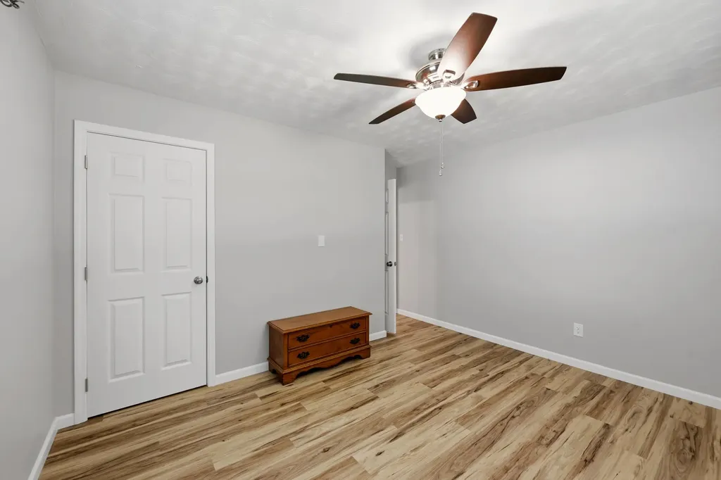 1168 Ky-587 Beattyville KY 41311