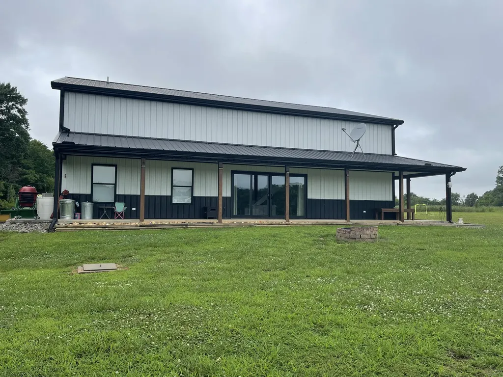 1923 Bush Road Cadiz KY 42211