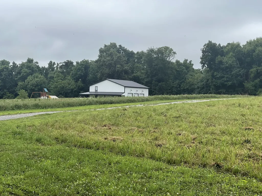 1923 Bush Road Cadiz KY 42211