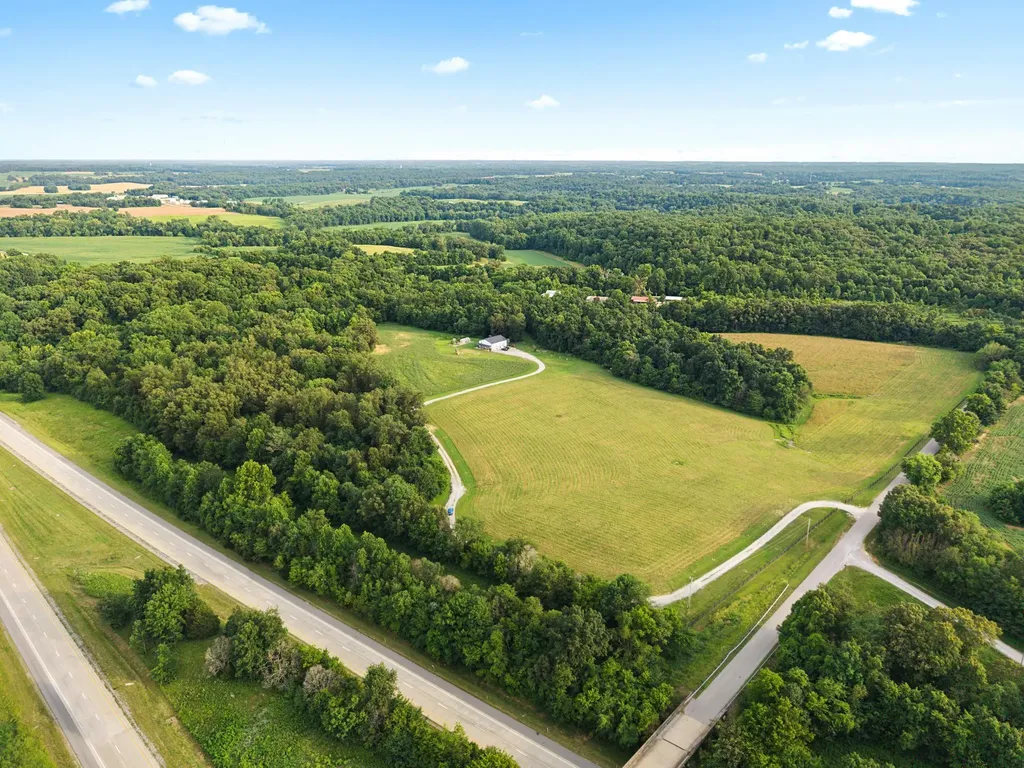 1923 Bush Road Cadiz KY 42211