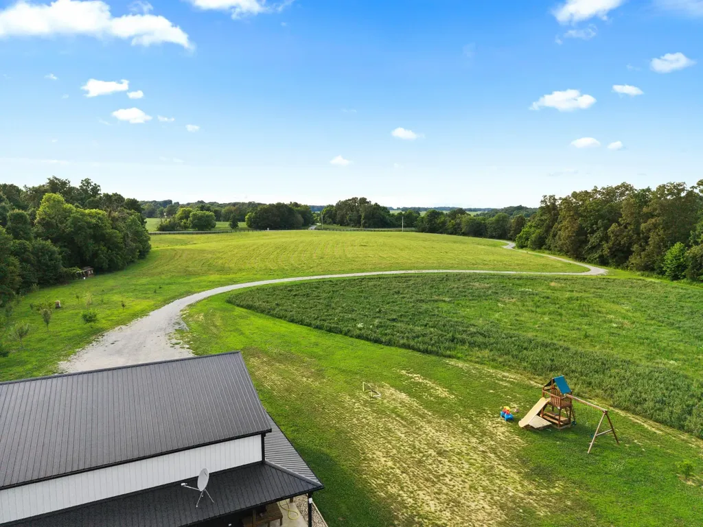 1923 Bush Road Cadiz KY 42211