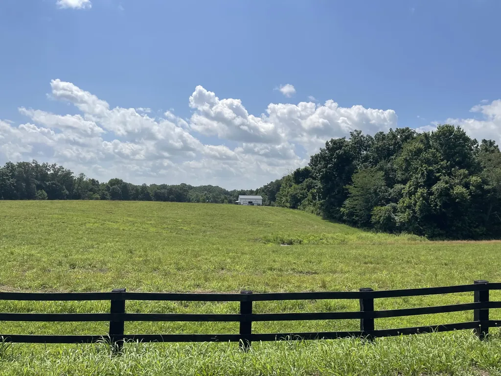 1923 Bush Road Cadiz KY 42211