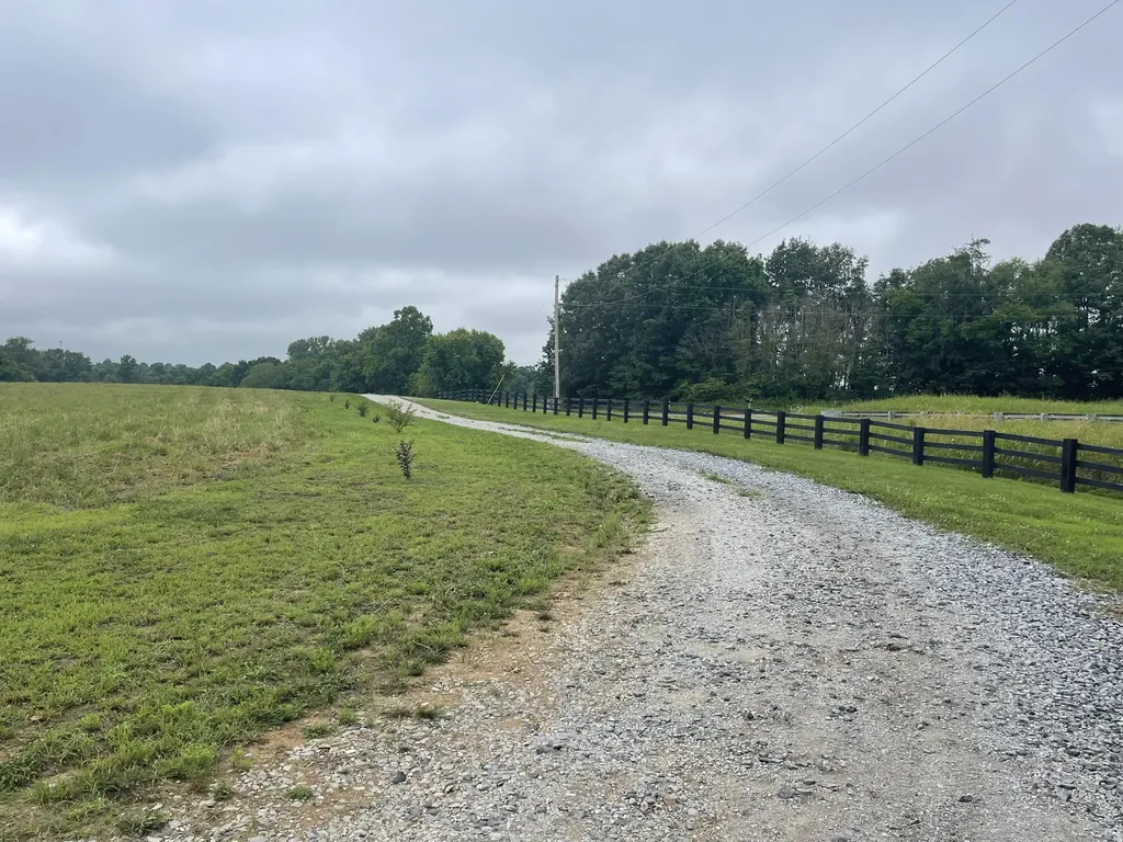 1923 Bush Road Cadiz KY 42211