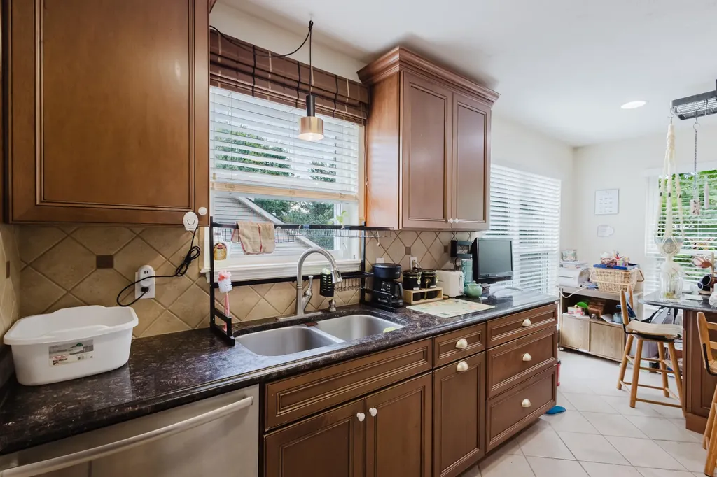 817 Palomino Lane Lexington KY 40503
