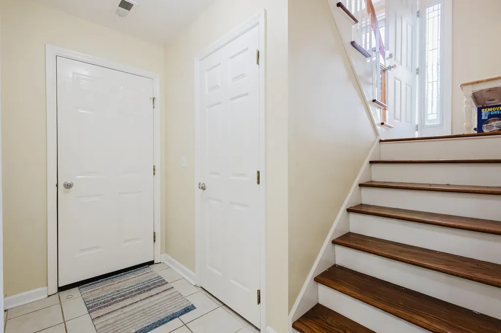 817 Palomino Lane Lexington KY 40503