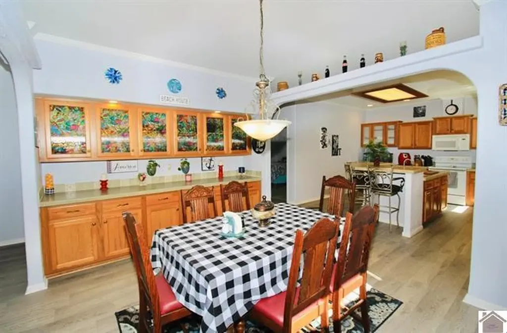 16270 Us Hwy 68 E Hardin KY 42048