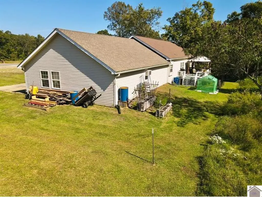 16270 Us Hwy 68 E Hardin KY 42048