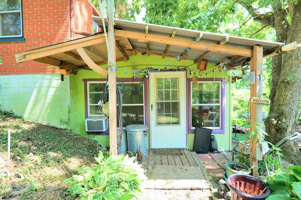 171 Miller Lane Frankfort KY 40601