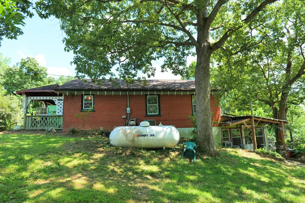 171 Miller Lane Frankfort KY 40601