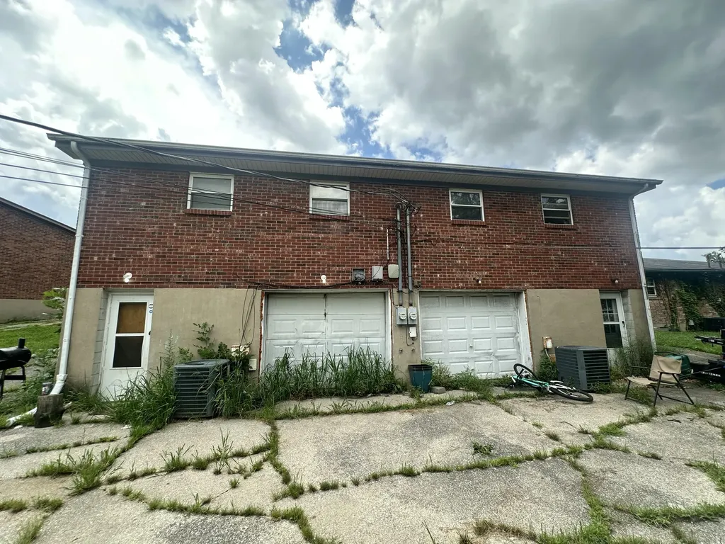 3556 - 3560 Honey Jay Court Lexington KY 40517