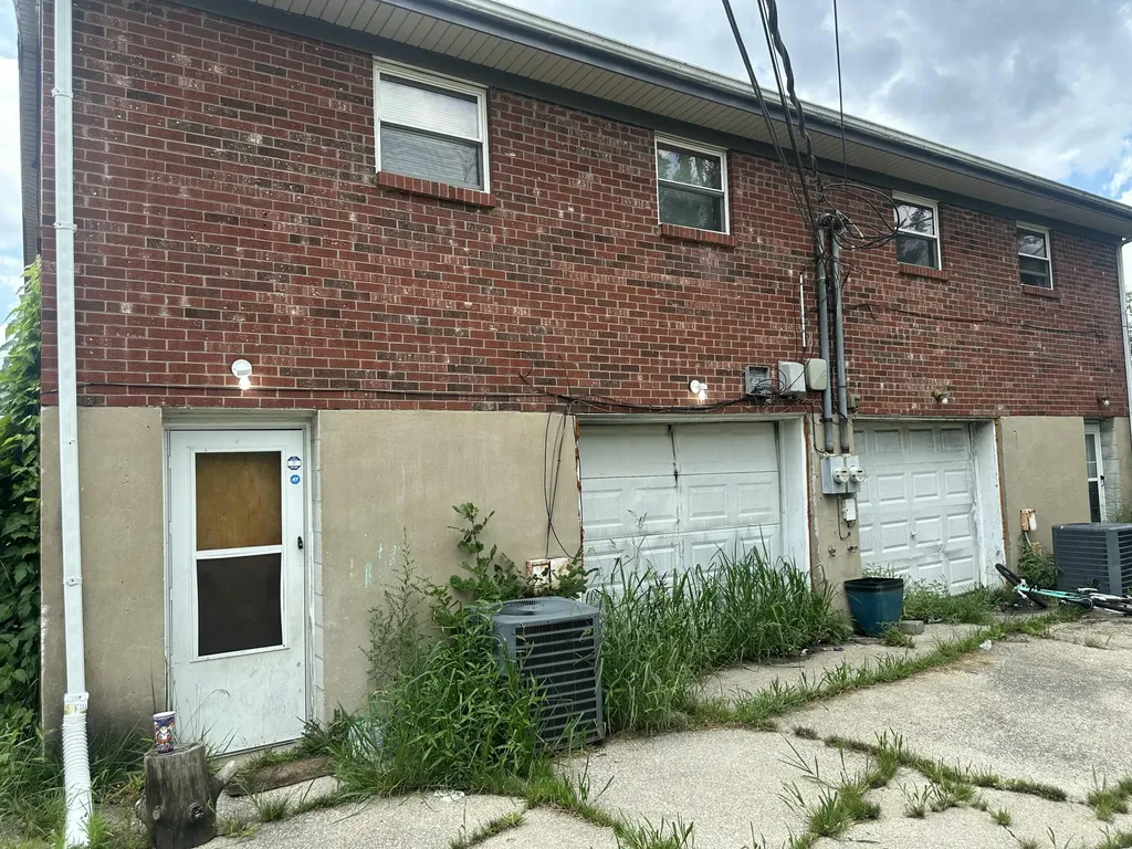 3556 - 3560 Honey Jay Court Lexington KY 40517