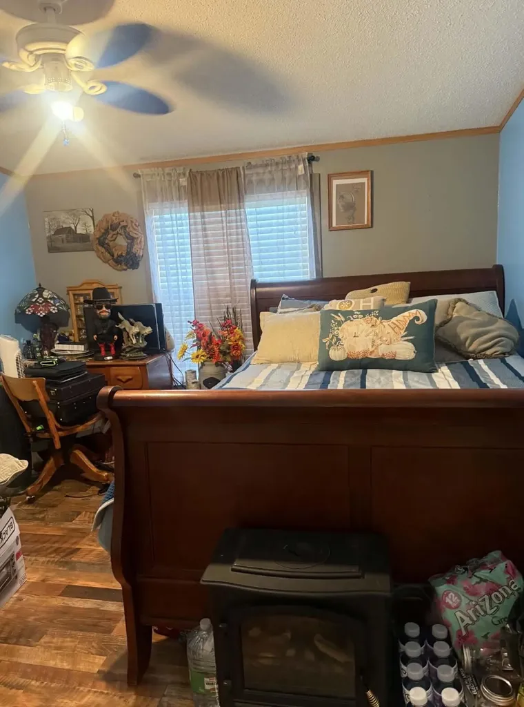 210 Three Oaks Road Irvine KY 40336