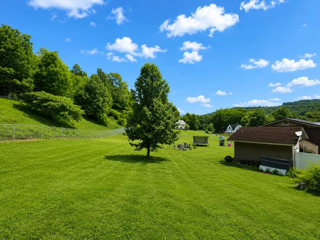 144 Mathel Hill Road Pineville KY 40977