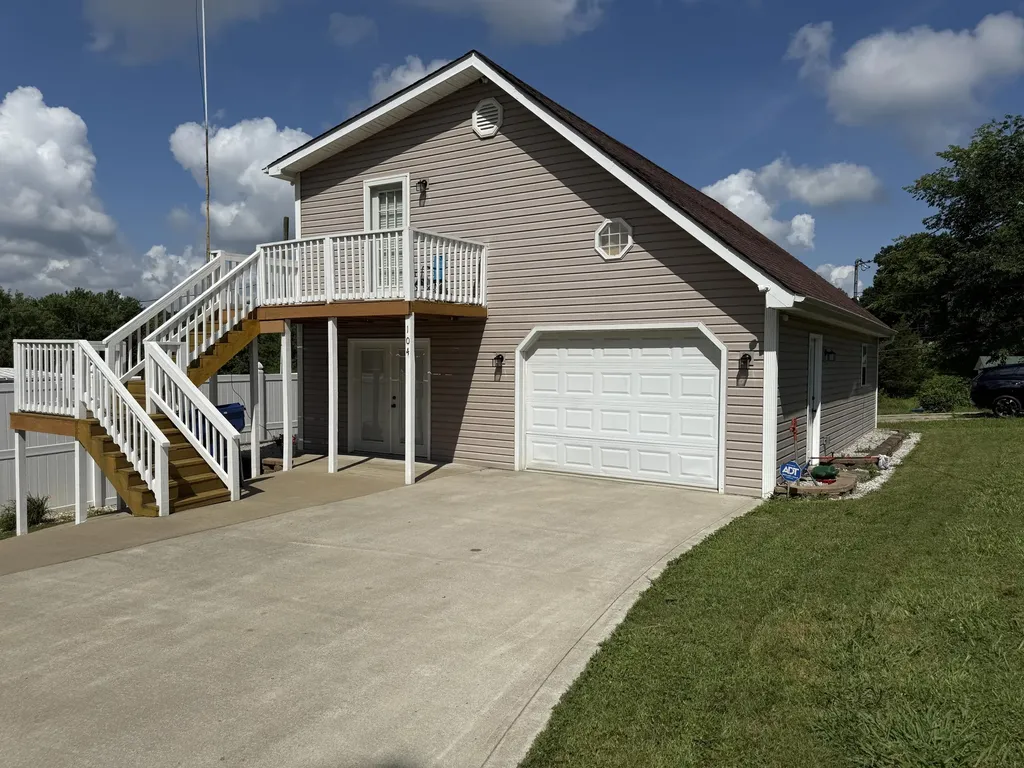 104 Rush Lane London KY 40741