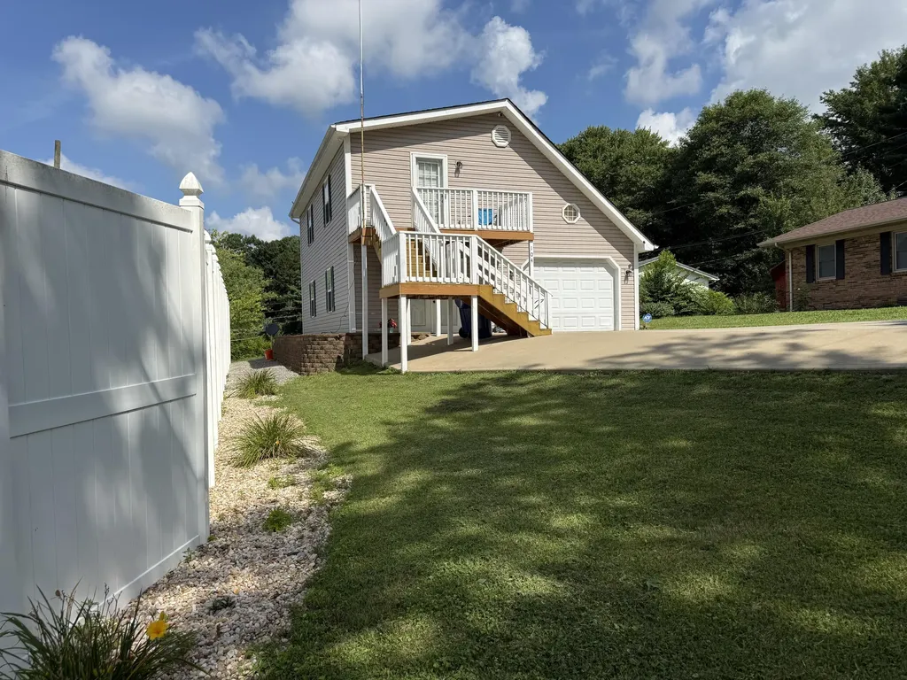 104 Rush Lane London KY 40741