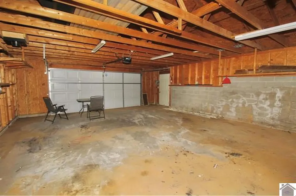 40 Oriole Drive Eddyville KY 42038