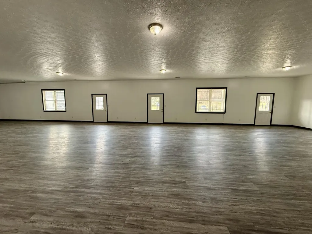 14674 Us-421 N Highway Mckee KY 40447