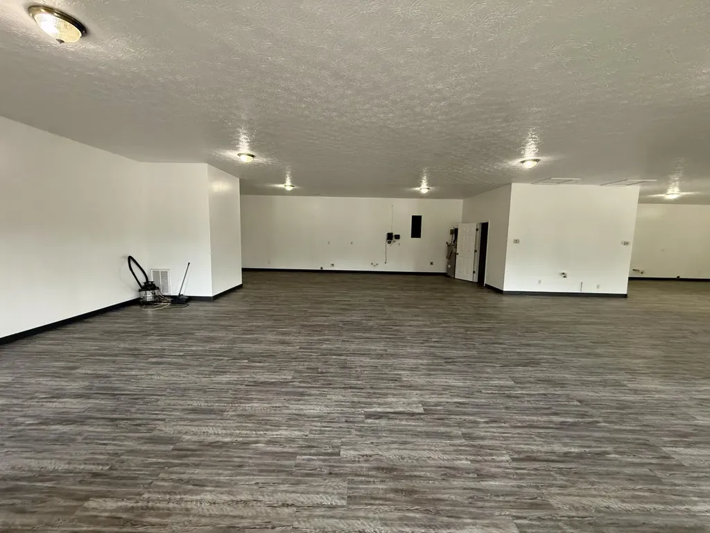 14674 Us-421 N Highway Mckee KY 40447