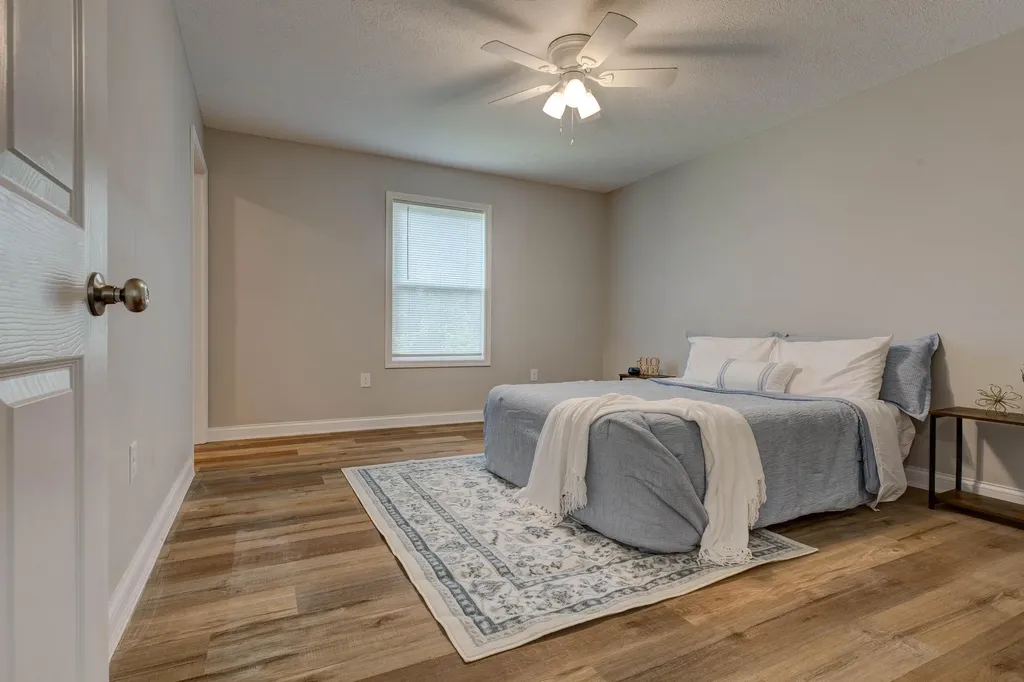 30 Hughes Avenue Winchester KY 40391