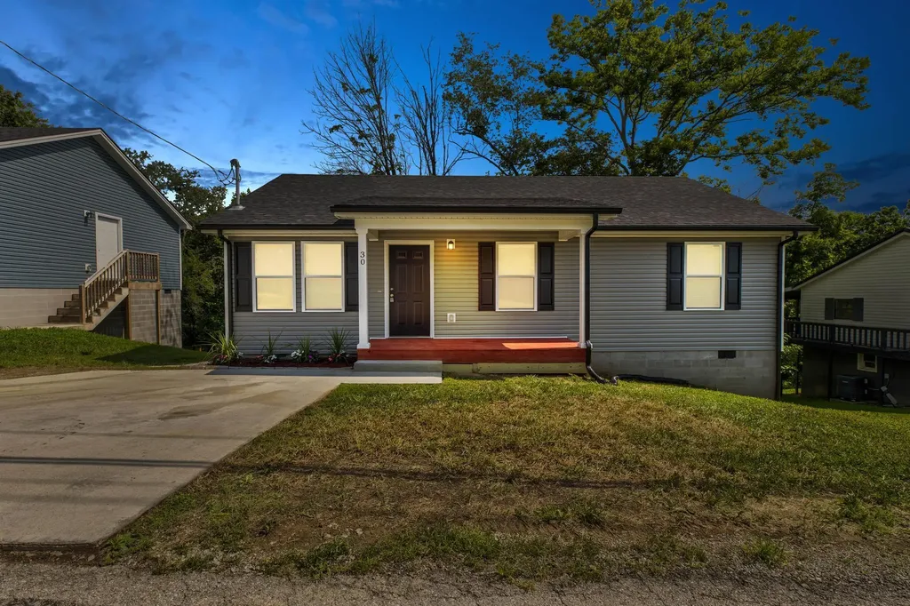 30 Hughes Avenue Winchester KY 40391