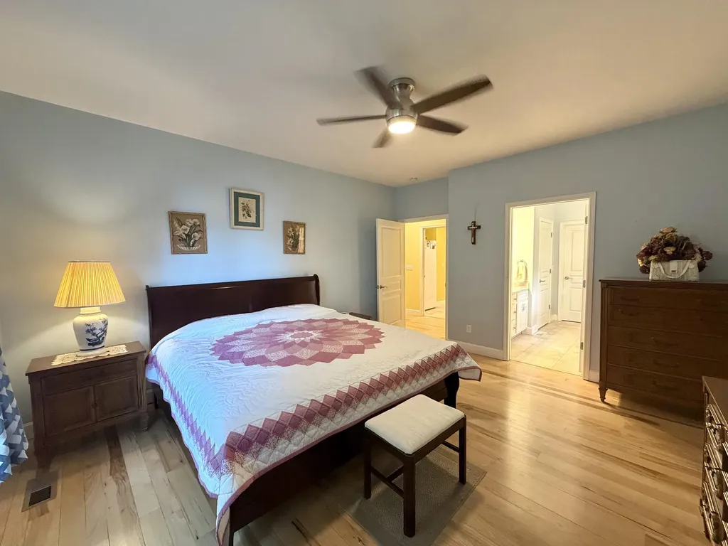 172 Periwinkle Hill Road Cadiz KY 42211